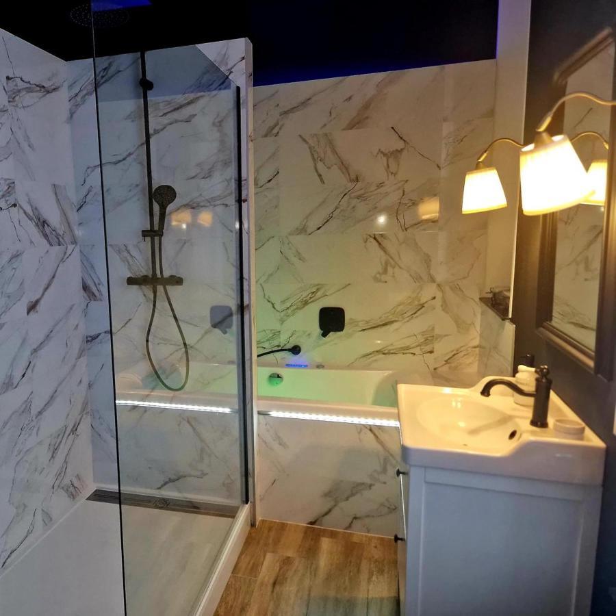 Les Bc Bg Appartement Charleville-Mézières Buitenkant foto